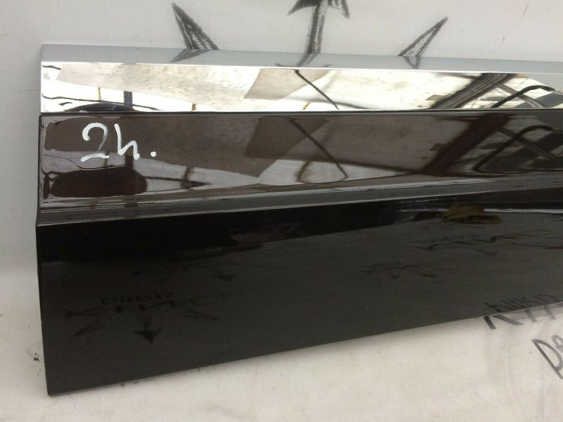 VW TOUAREG CR7 MK3 2018 FRONT DOOR PANEL RIGHT SIDE TRIM MOULDING 760854940