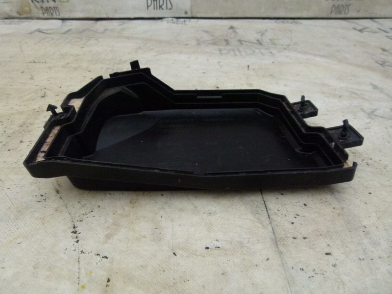 RENAULT CAPTUR MK2 2019-ON FUSE BOX TOP CAP COVER GENUINE 284B87246R
