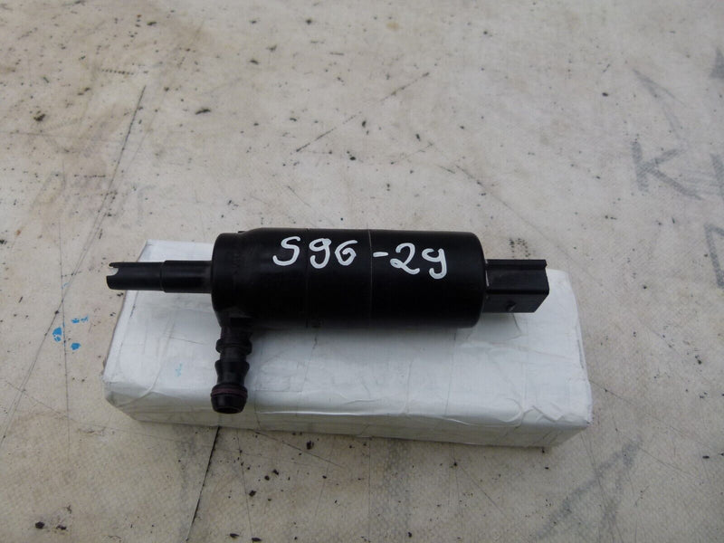 BMW 5 SERIES E60 2003-2007 HEADLIGHT WASHER FLUID PUMP GENUINE 8377430