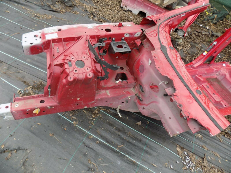 JAGUAR XJ 351 RIGHT SIDE FRONT END FRONT BODY CUT PART QUARTER PANEL PILLAR A