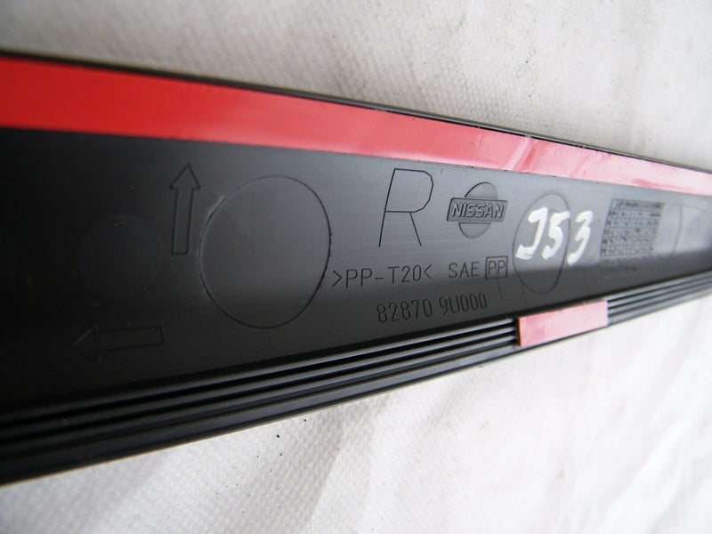 Nissan Note (E11) 2006-2009 TRIM STRIP DOOR MOLDING O/SR 828709U000 (J61)