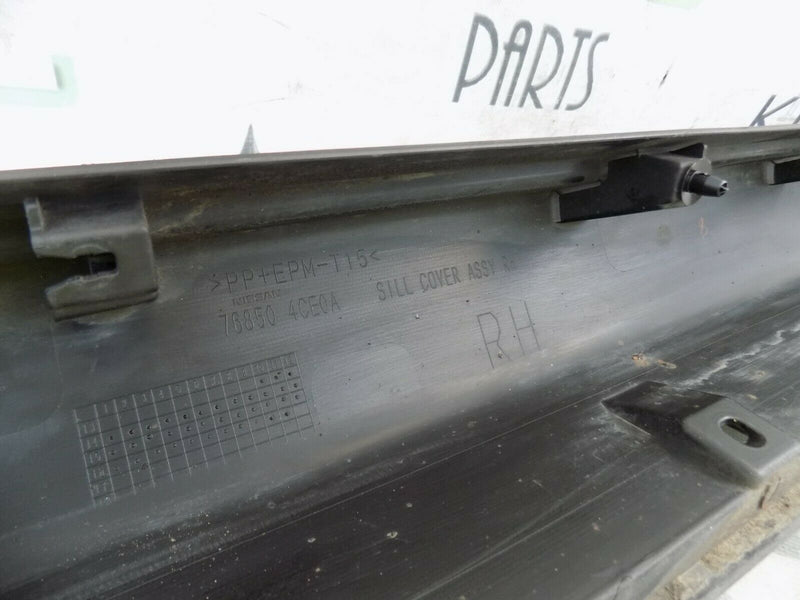 NISSAN X-TRAIL T32 2013-16 RIGHT SIDE SKIRT SILL COVER GENUINE 76850-4CE0A
