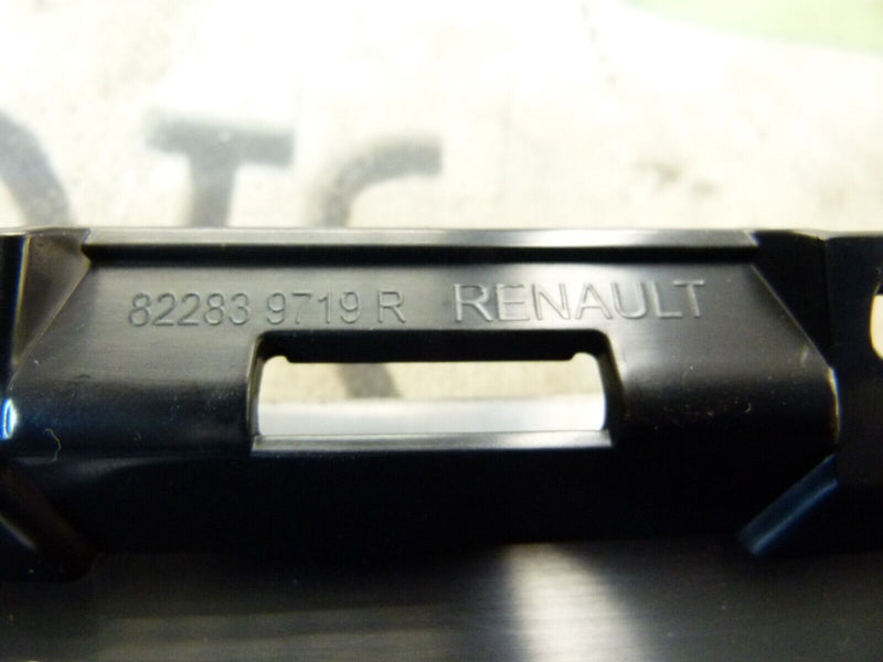 RENAULT CAPTUR 2020-ON REAR RIGHT DOOR EXTERIOR PILLAR TRIM 822839719R