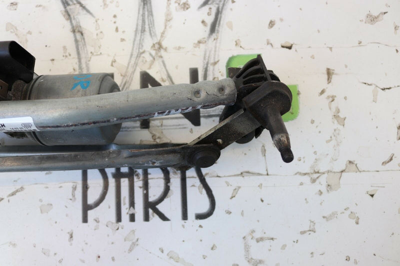 AUDI A3 (8V) 2012-2016 S-LINE 5DR FRONT WIPER MOTOR + LINKAGE 8V2955023D