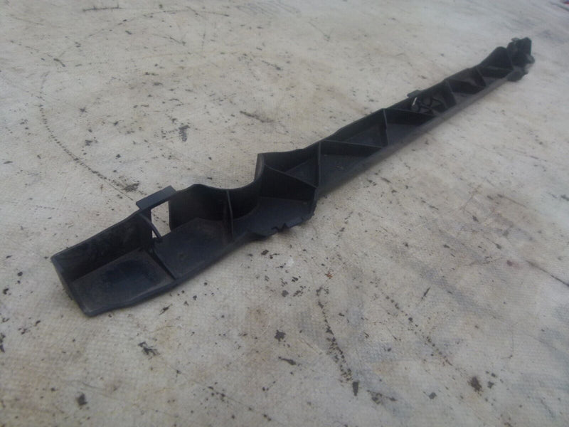 MINI COOPER F55 F56 2014-16 RADIATOR UPPER SEAL MOUNT GENUINE 7347596