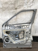 NISSAN JUKE MK2 F16 2019-ON GENUINE FRONT DOOR PANEL RIGHT DRIVER SIDE