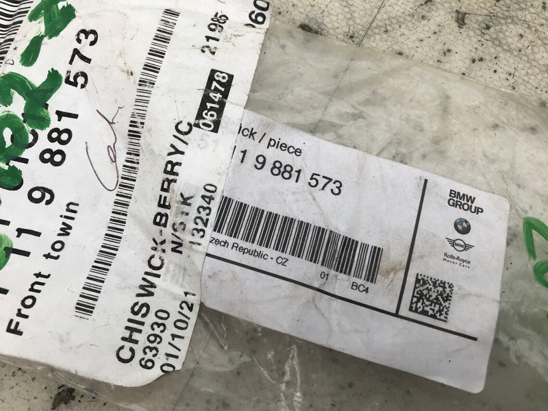 BMW 1 F40 M-SPORT 2019-ON FRONT BUMPER TOW EYE CAP GENUINE 5111 8070931