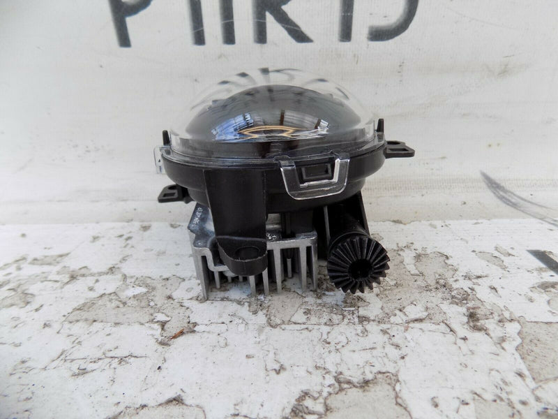 VOLVO V90 S90  RHD FRONT RH  HALOGEN FOG LIGHTS COMPLETE  32228795