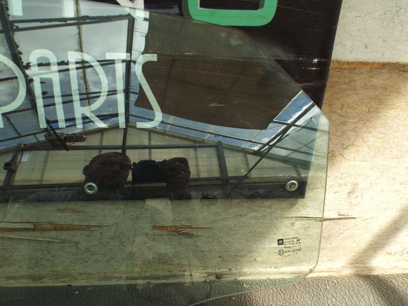 Vauxhall Vectra C Hatchback 2002-2008 Rear Door Window Glass Left Side N/S