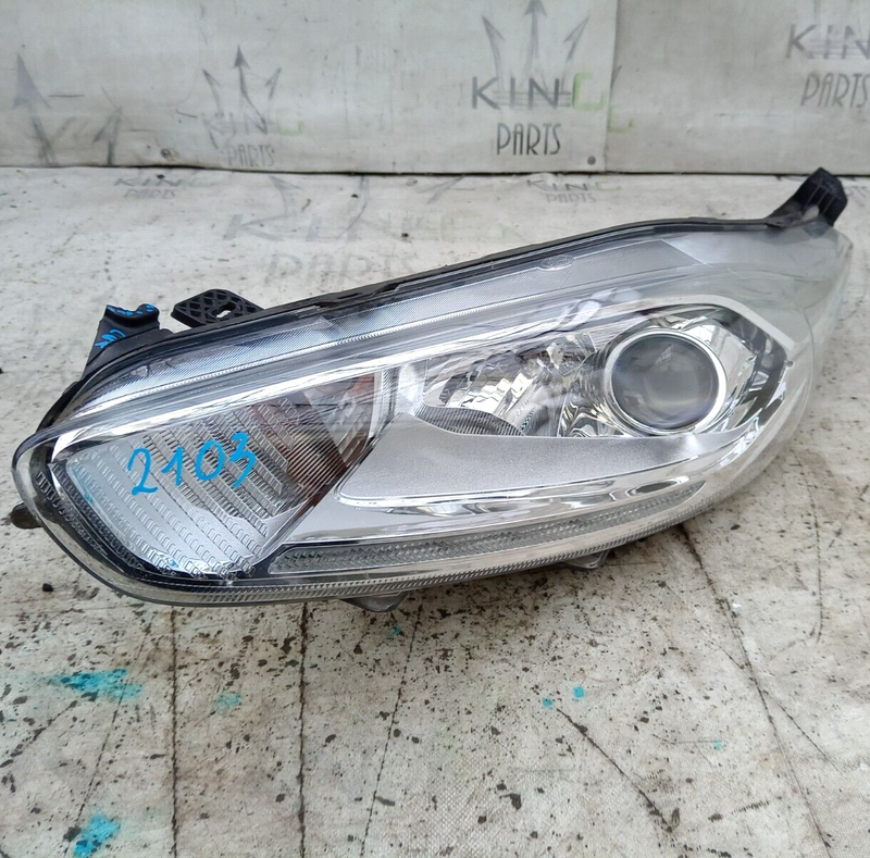 FORD FIESTA MK7 2017-2020 GENUINE FRONT HEADLIGHT HALOGEN LEFT SIDE