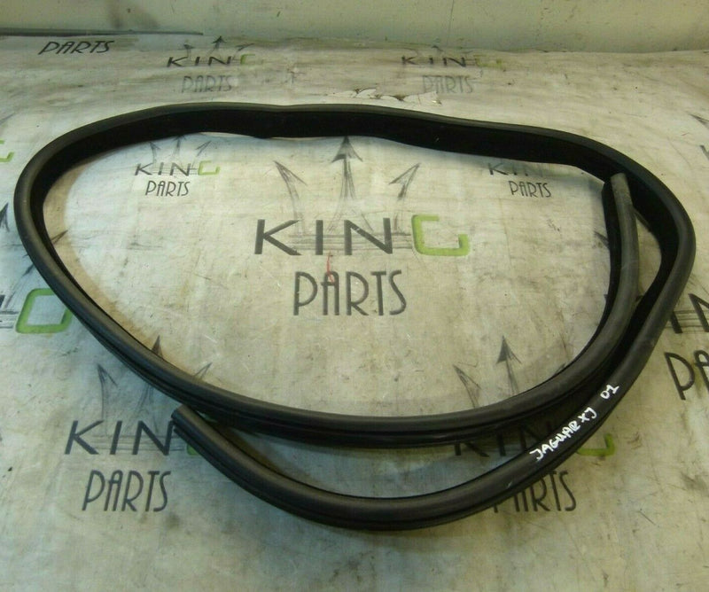 JAGUAR XJ X351 2010-2019 FRONT DOOR SEAL RIGHT DRIVER SIDE AW93-F20708