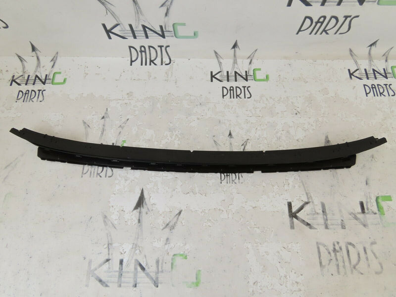 HYUNDAI i30 2019-ON FASTBACK FRONT CENTRE LOWER GRILLE *NEW* 86561-G4AA0
