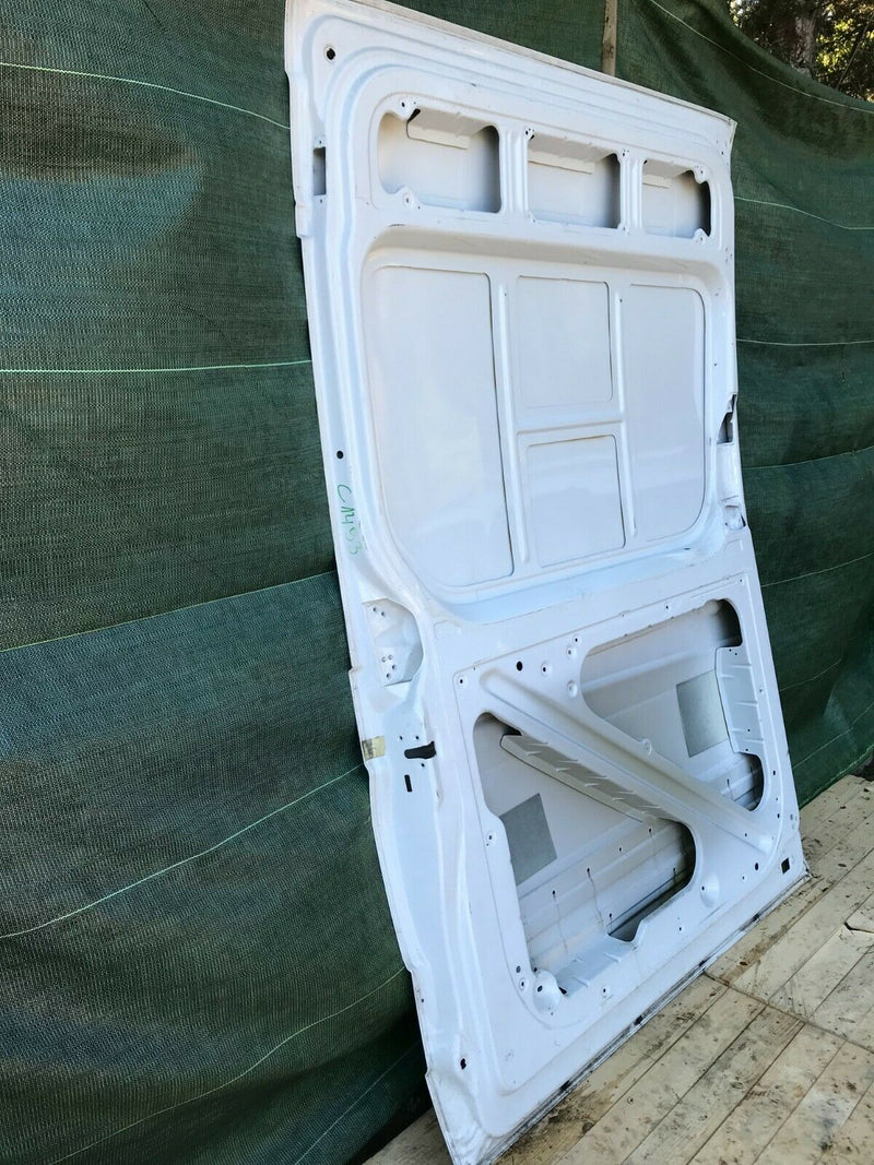 MERCEDES SPRINTER 906 2006-17 LEFT PASSENGER SIDE SLIDING DOOR PANEL