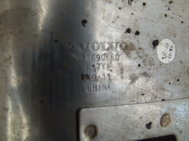 VOLVO XC90 2016-2022 REAR LEFT EXHAUST TIP COVER GENUINE 31690660