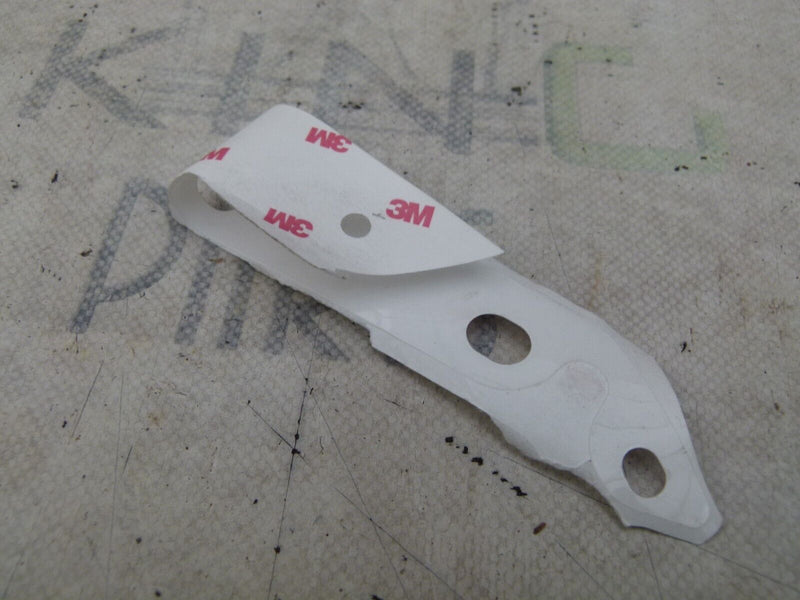 MERCEDES E W207 2009-12 FRONT LEFT WING LAYER GENUINE A2078890195