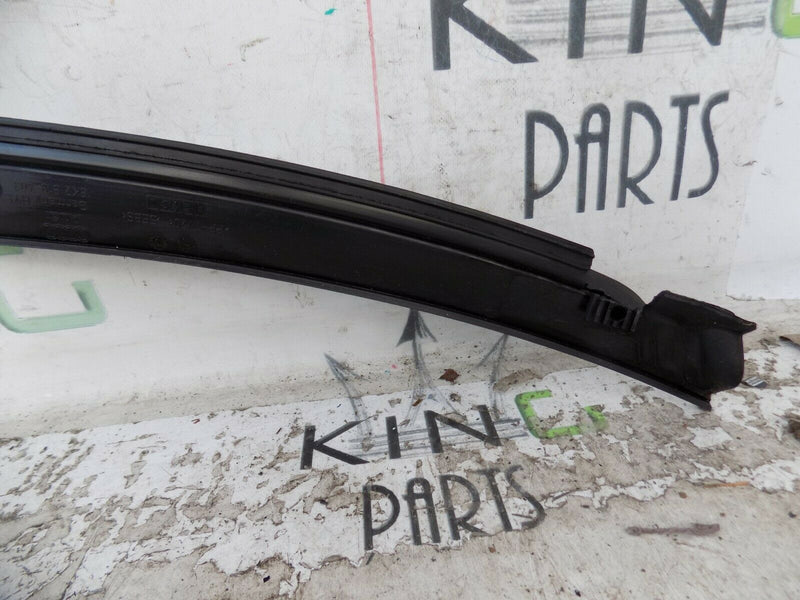 AUDI A4 B8 1.8 TFSI 2009-2015 RHD WINDSHIELD WATER DEFLECTOR 8K2819403