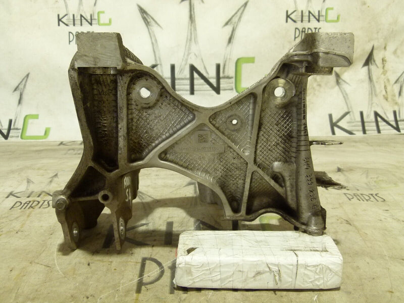 AUDI S4 A4 B9 8W 3.0 TFSI SUBFRAME ENGINE MOUNT BRACKET RIGHT SIDE 8W0399296E