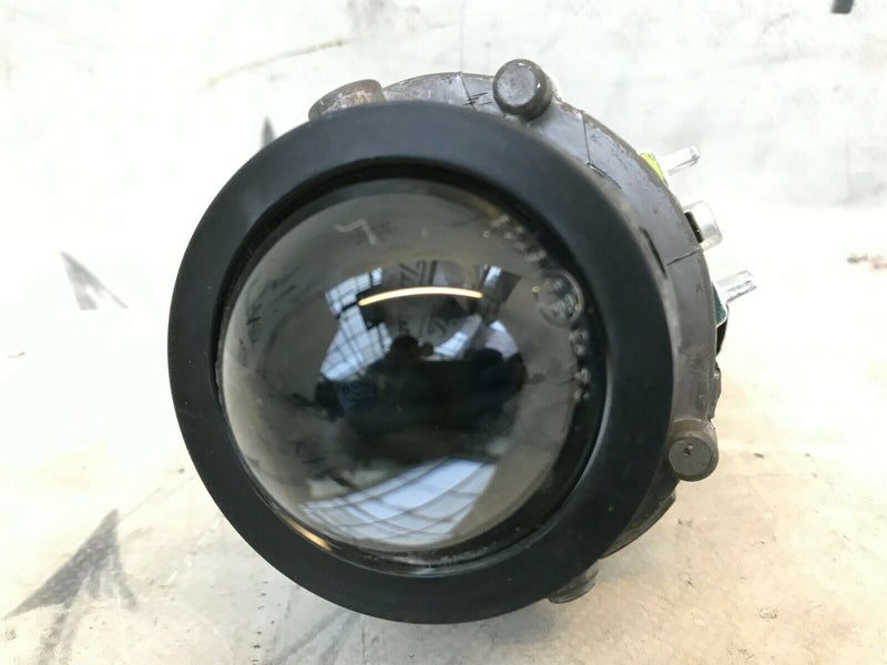 HYUNDAI i30 2017-21 FRONT BUMPER FOG LIGHT HALOGEN LEFT PASSENGER SIDE GENUINE