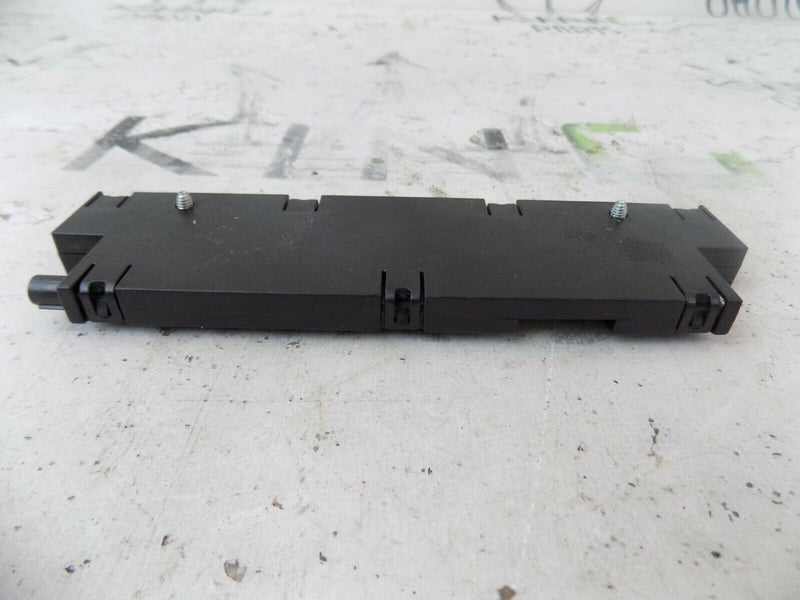 BMW 5 SERIES (F10, F11) 2011 AERIAL ANTENNA AMPLIFIER 9247130 AGR4602