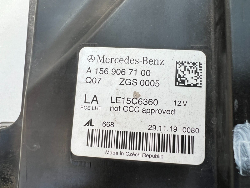 MERCEDES GLA X156 2017-21 LEFT PASSENGER SIDE LED HEADLIGHT A1569067100