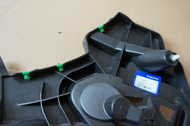 VOLVO V40 2012-2016 4-door N/SR left rear Bumper Slider Bracket 31395103 (V030)