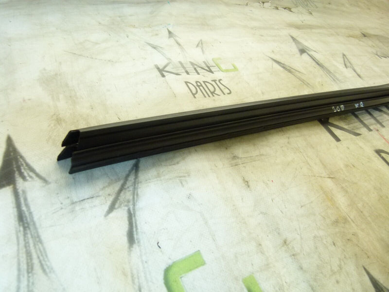 PEUGEOT 308 SW ESTATE 2017-21 FRONT RIGHT DOOR WINDOW STRIP MOLDING TRIM