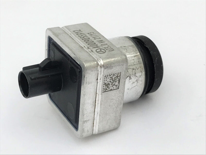 MERCEDES E W238 C238 *NEW GENUINE BUMPER GRILL GRILLE VIEW CAMERA A0009055912