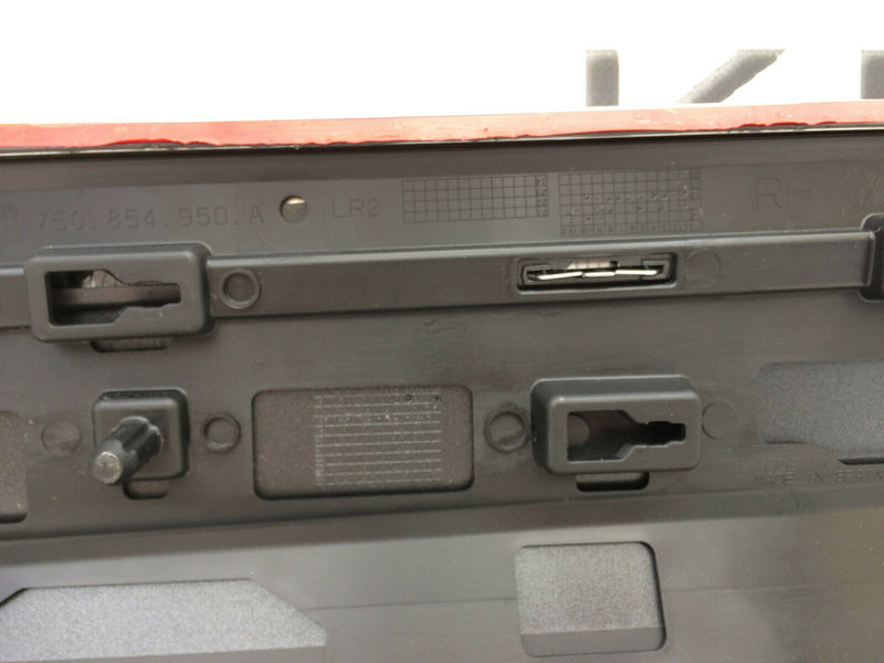 VW TOUAREG CR 7 MK3 2018> REAR DOOR PANEL RIGHT SIDE TRIM MOULDING 760854950