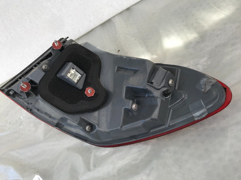 MERCEDES GLC X253 SUV 2016-2018 LEFT SIDE REAR QUARTER BOOT TAILGATE TAIL LIGHT