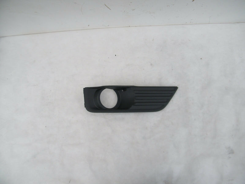 FORD FOCUS MK2 2004-2011 FRONT RIGHT FOG LIGHT GRILL 4M51-19952-A (F10)