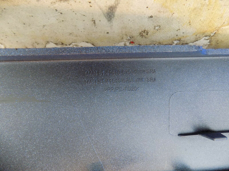 MAN TGX EURO 6 2020+ LEFT BUMPER CORNER HEADLIGHT SURROUND BLUE MAN-8141610