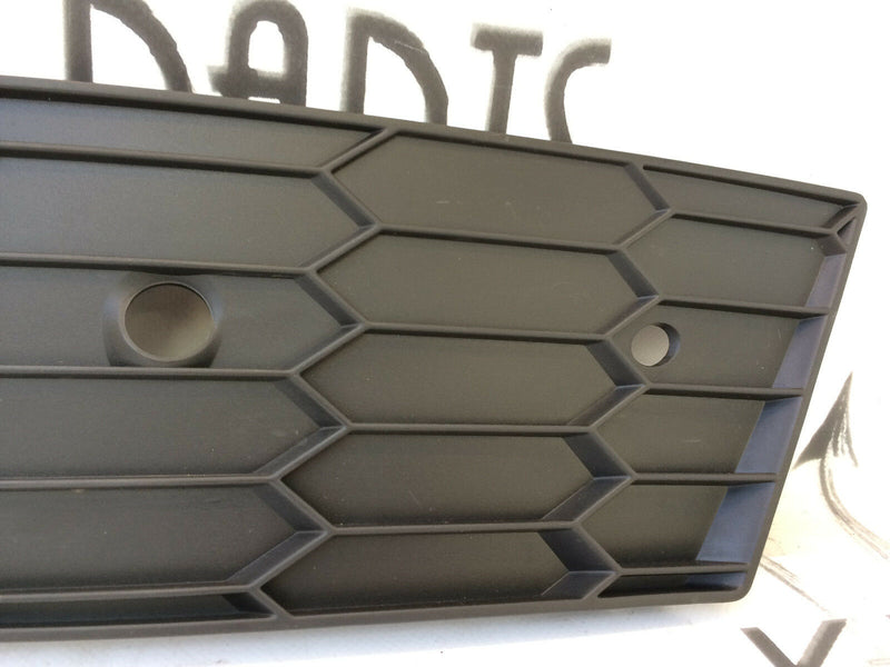 SKODA OCTAVIA vRS MK3 5E 14-16 FRONT BUMPER GRILL GRILLE RIGHT SIDE 5E0807682C