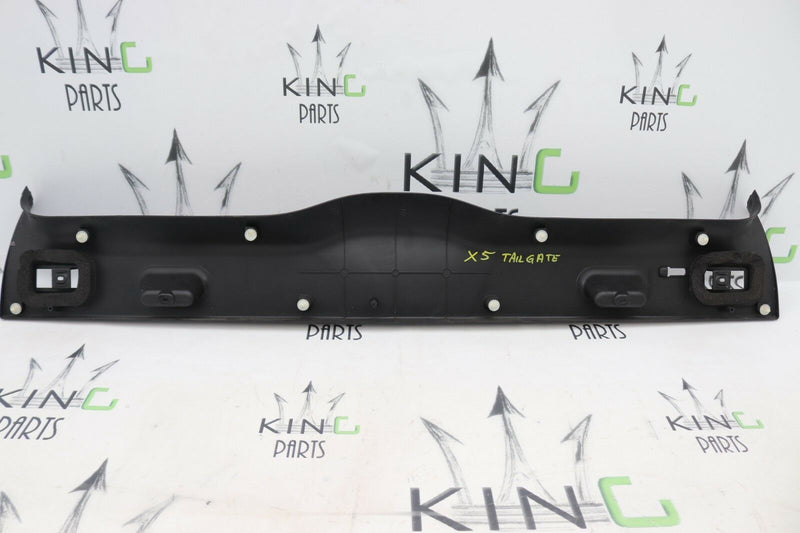 BMW X5 E53 2000-2006 BOOT TRUNK LID TAILGATE COVER TRIM STRIP BLACK 8402194