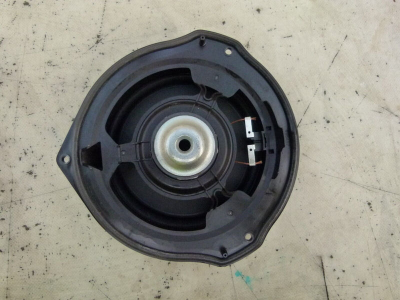 MERCEDES C W204 2007-11 FRONT LEFT DOOR SPEAKER GENUINE A2049062401