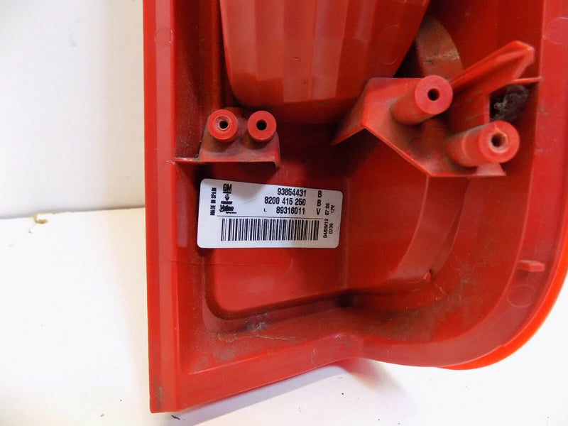 TRAFIC, VIVARO 2007-2014 GENUINE NEW ! REAR LIGHT LAMP LEFT PASSENGER SIDE