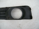 FORD FOCUS MK2 2004-10 FRONT BUMPER LEFT FOGLIGHT SURROUND 4M5119953AE (S16-15)