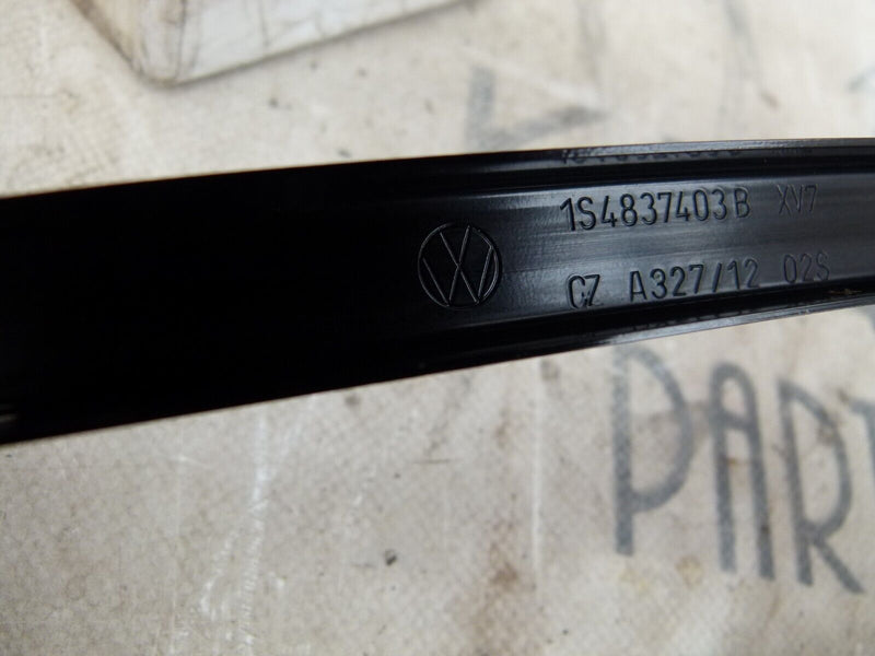 VW UP 2011-2016 PASSENGER LEFT SIDE DOOR SUPPORT GENUINE 1S4837403