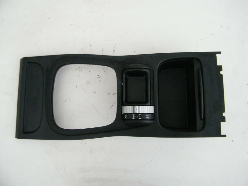 VW TOUAREG (7L) 02-06 CENTRE CONSOLE DASH TRIM PANEL FRAME & DIFFERENTIAL SWITCH