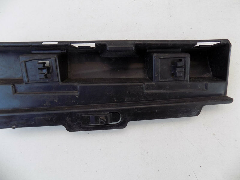 BMW 3 SERIES F30 F31 M SPORT SUPPORTING LEDGE COVER DOOR SILL 7256919 (S33-03)