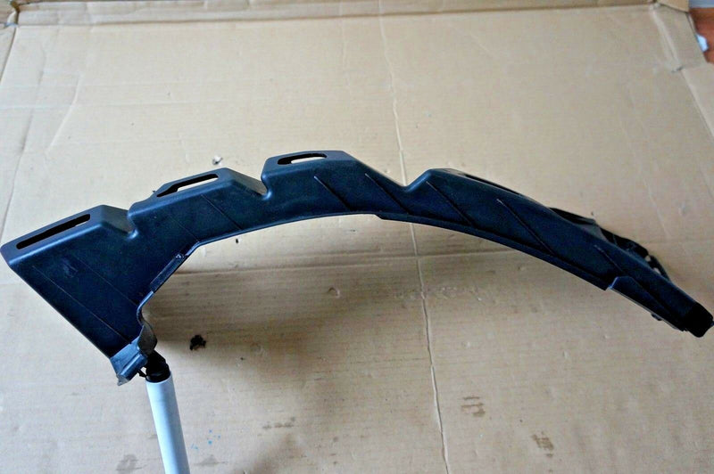 RENAULT MEGANE 2002-2006 PASSENGER LEFT REAR BUMPER BRACKET 8200074438 (S05-14)