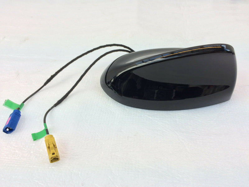 ALFA ROMEO - GENUINE SHARK ROOF ANTENNA AERIAL SAT NAV GPS FM 156114282 2 PLUGS
