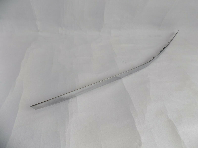 MERCEDES E-CLASS W212 TRUNK LID GARNISH TRIM COVER MOULDING 2127430082 /B08-10