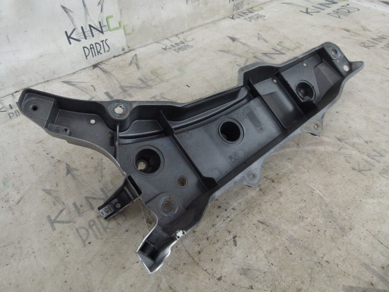 VOLVO XC90 MK2 2015-19 FRONT RIGHT FENDER MOUNTING GENUINE 31391778