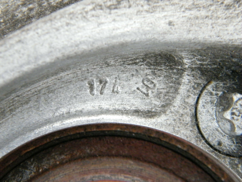 MERCEDES W212 E220 2010-15 SUSPENSION HUB BRAKE DISC KNUCKLE LEG REAR LEFT N/S