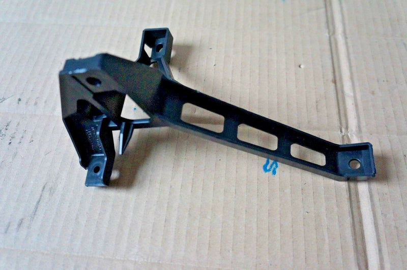 MAZDA MX-5 Miata 2016 2017 Rear Bumper-Lower Bracket Right N24350151A (S22-03)