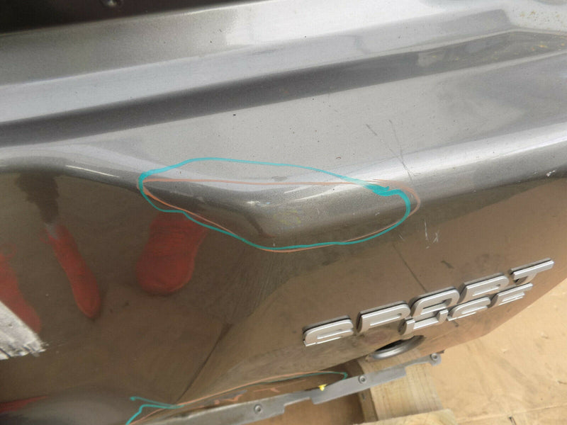 LAND ROVER RANGE ROVER SPORT L320 TAILGATE BOOT LID IN GREY
