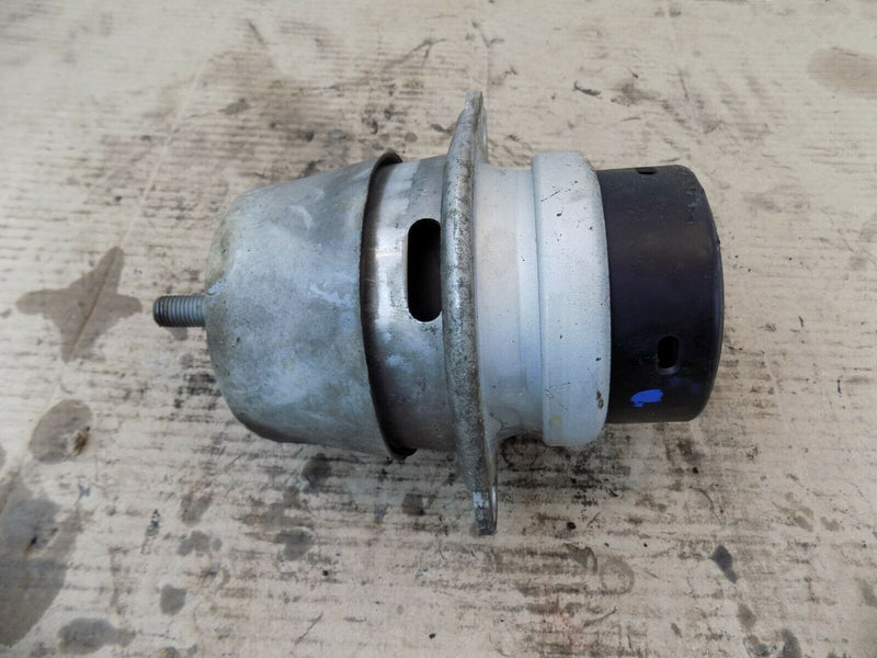 AUDI Q7 VW TOUAREG PORSCHE CAYENNE ENGINE MOUNT RIGHT GENUINE 7L8199131F