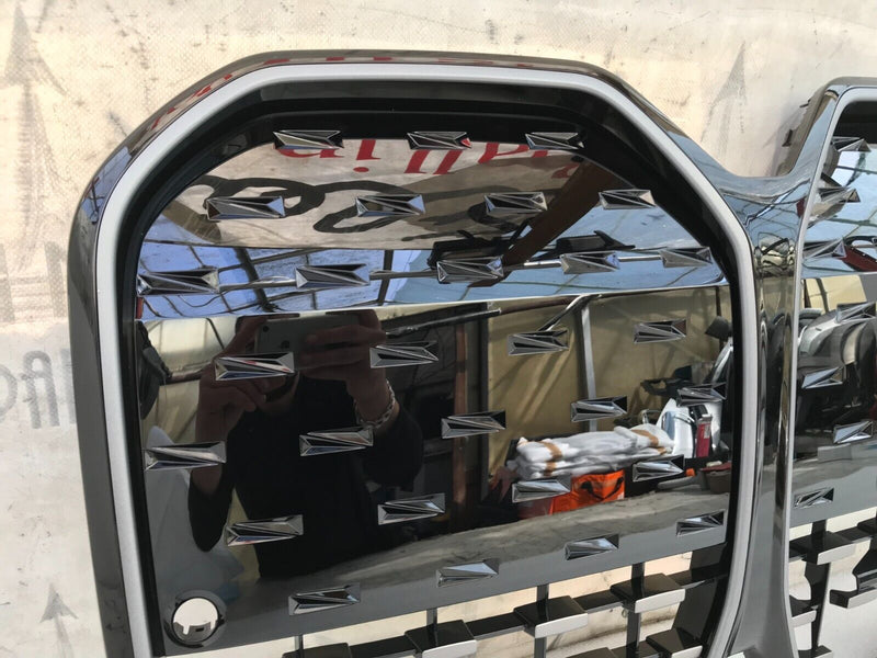 BMW i4 G26 2022-2024 FRONT BUMPER GRILL RADIATOR GRILLE *(RADAR HOLE)  946323