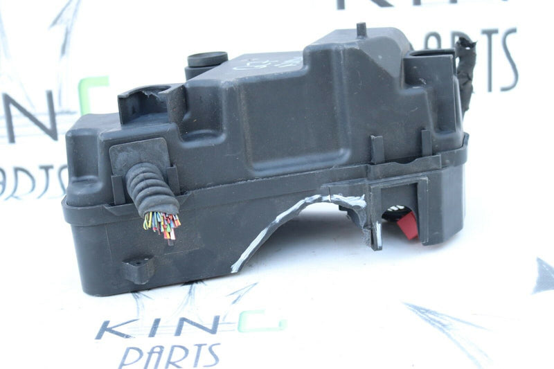 AUDI Q7 (4L) 2011-2015 3.0TDI FUSE BOX *NO COVER 7L0937576B