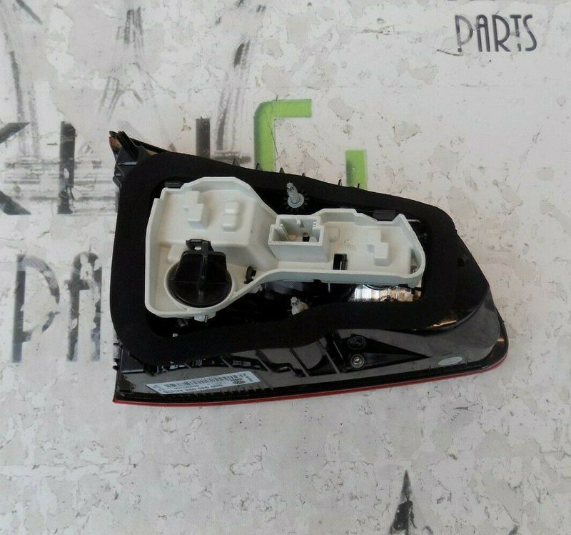 VW GOLF 7 2012-2016 HATCHBACK BOOT LID TAILGATE RIGHT LED LIGHT LAMP REAR
